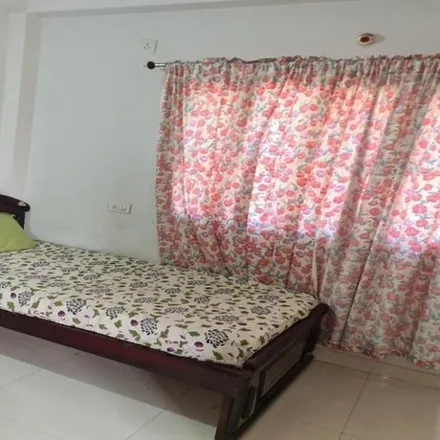 Rent this 1 bed apartment on unnamed road in Narkeldanga, Kolkata - 700010