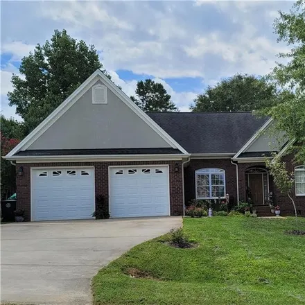 Buy this 3 bed house on 100 Creekside Drive in Boiling Springs, Cleveland County