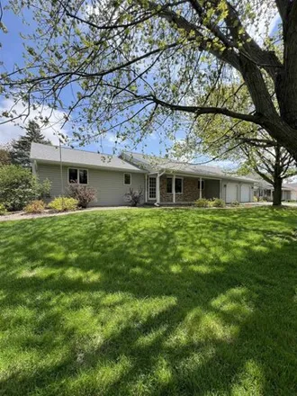 Buy this 3 bed house on Greenwood Road in Greenville, Outagamie County