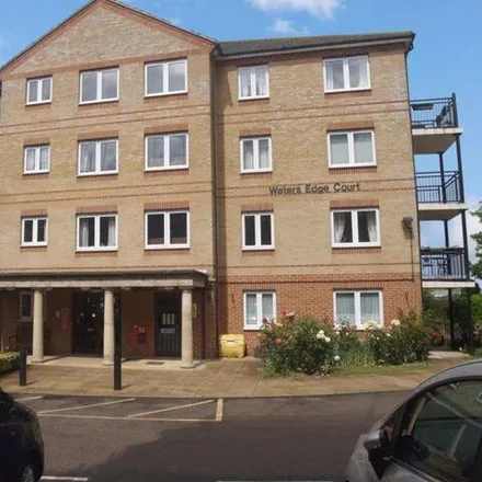 Buy this 1 bed apartment on Waters Edge Court in London, DA8 1QW