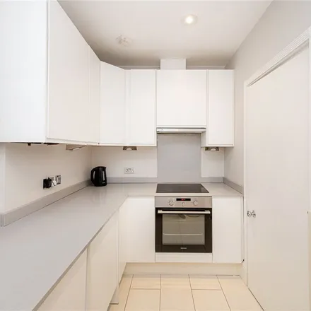 Image 2 - 1e Chepstow Villas, London, W11 3EE, United Kingdom - Apartment for rent