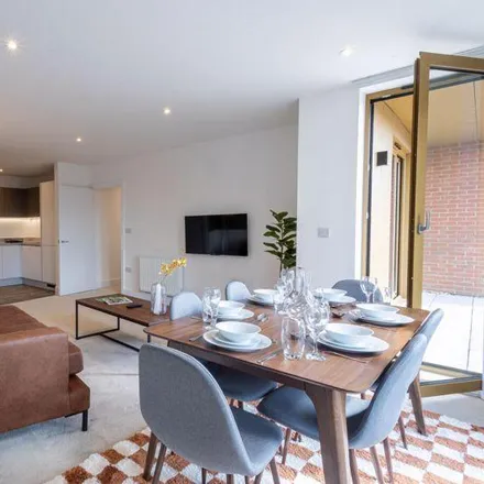 Rent this 2 bed apartment on The White Hart in London Road, London