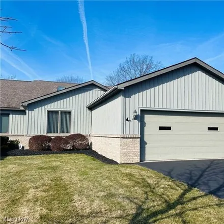 Buy this 3 bed condo on 1130 Shadow Ridge Dr in Niles, Ohio