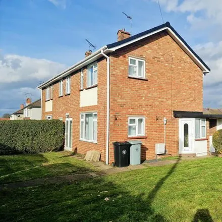 Buy this 2 bed duplex on Shakespeare Avenue in Grantham, NG31 9NP