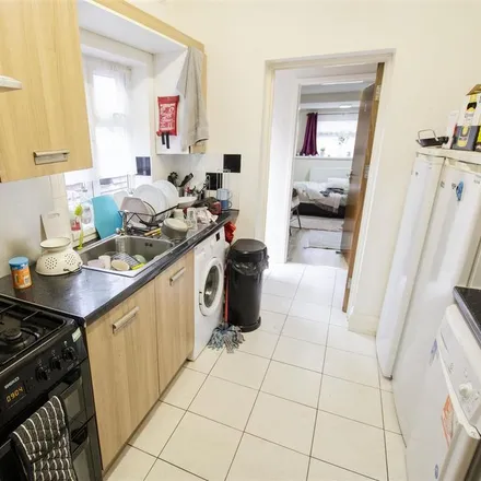 Rent this 5 bed house on 11 Gibbins Road in Selly Oak, B29 6PG