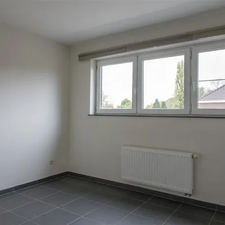 Image 3 - Smisstraat 83, 3620 Lanaken, Belgium - Apartment for rent