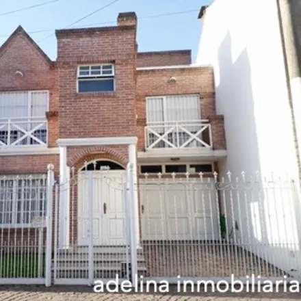 Buy this studio house on Yapeyú 601 in Partido de Morón, B1704 ESP Villa Sarmiento