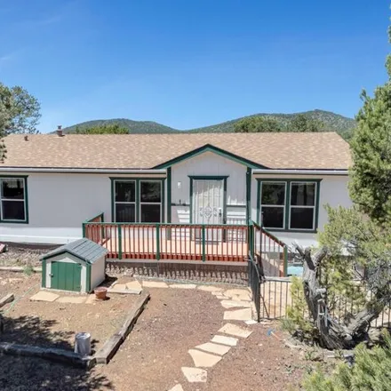 Buy this studio apartment on 6898 Santa Fe Road in Red Lake, Coconino County