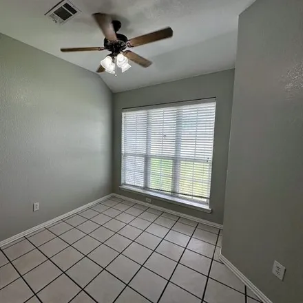 Image 7 - 2363 Great Light Drive, Dallas, TX 75228, USA - House for rent