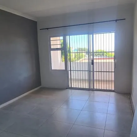 Image 8 - 14 Irvine Street, Central, Gqeberha, 6056, South Africa - Apartment for rent