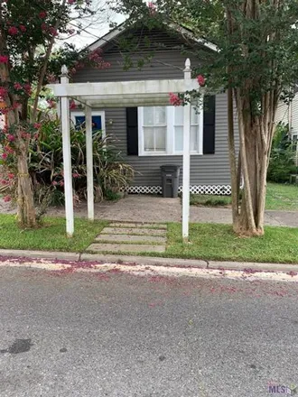Rent this 2 bed house on 814 America Street in Baton Rouge, LA 70802