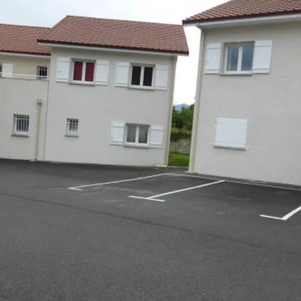 Rent this 4 bed apartment on 57 Rue Général de Gaulle in 38210 Tullins, France