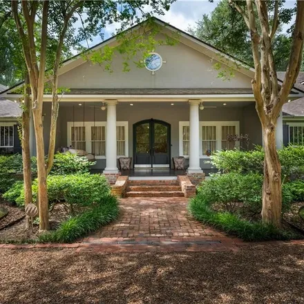 Buy this 5 bed house on 2600 Horseshoe Drive in Alexandria, LA 71301