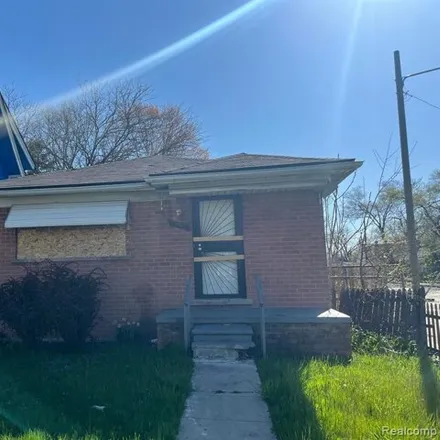 Buy this 3 bed house on 15262 Schoolcraft Street in Detroit, MI 48227