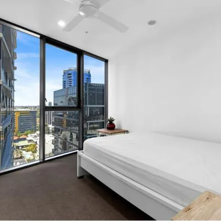 Image 6 - Brisbane 1 Towers, Peel Street, South Brisbane QLD 4101, Australia - Apartment for rent
