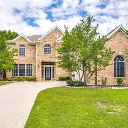 Rent this 3 bed house on 4318 Meadowcove Dr in Rowlett, Texas