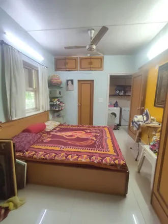 Buy this 3 bed apartment on NS Road No 9 in K/W Ward, Mumbai - 400058