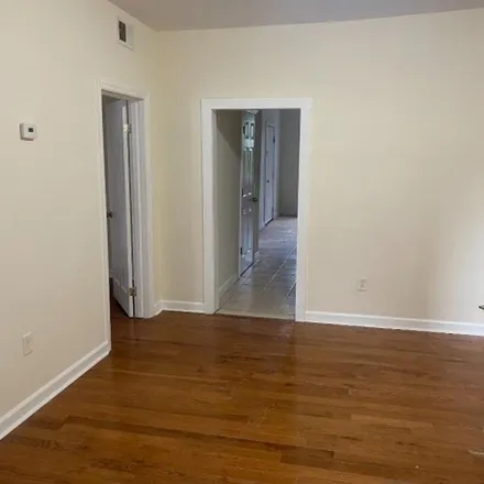 Rent this 3 bed apartment on 33 South 13th Street in Roseville, Newark