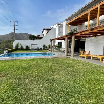 Rent this 4 bed house on La Chalana Street in La Molina, Lima Metropolitan Area 15026