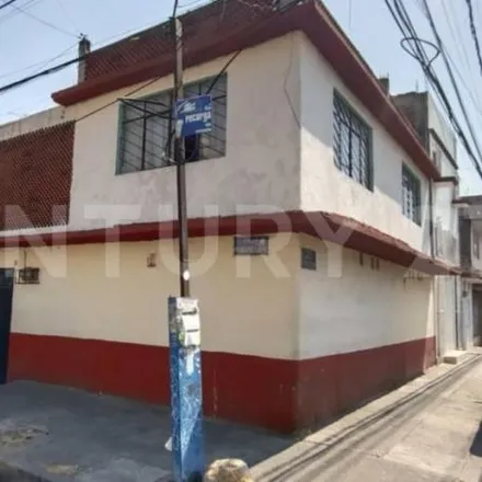 Buy this 4 bed house on Calle Municipio Libre in 02718 Naucalpan de Juárez, MEX