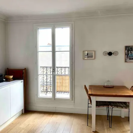 Image 2 - 4 Rue du Delta, 75009 Paris, France - Apartment for rent