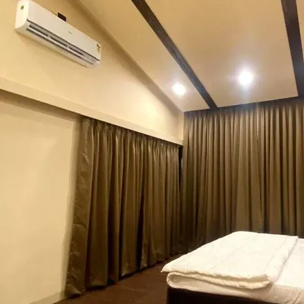 Rent this 4 bed house on Satara District in Panchgani - 412805, Maharashtra