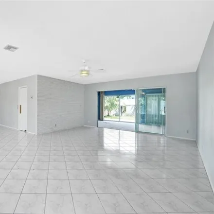 Image 4 - 1229 Wiley Street, Hollywood, FL 33019, USA - House for rent