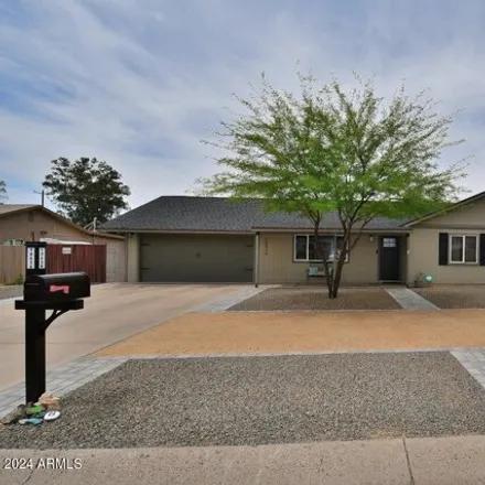 Buy this 3 bed house on 18436 North 42nd Street in Phoenix, AZ 85032