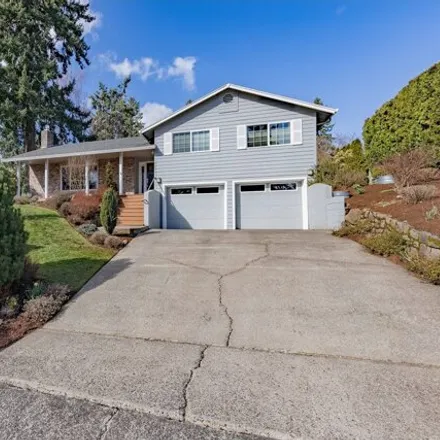 Buy this 3 bed house on 9502 Southeast 13th Street in Vancouver, WA 98664