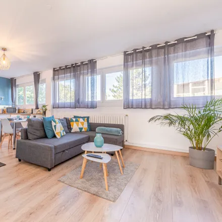 Rent this 1 bed apartment on 5 Place de l'Église in 57050 Longeville-lès-Metz, France