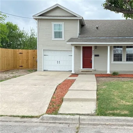Buy this 3 bed house on 301 North Brownson Street in Victoria, TX 77901