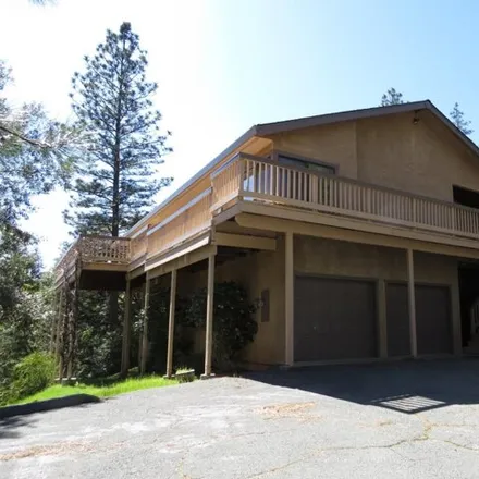 Buy this 3 bed house on 1318 Oak Ridge Court in Colfax, Placer County
