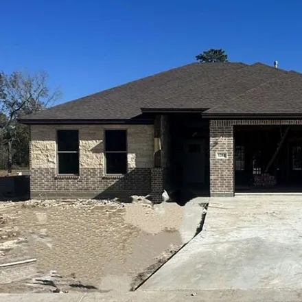 Buy this 3 bed house on 389 West Tram Road in Vidor, TX 77662