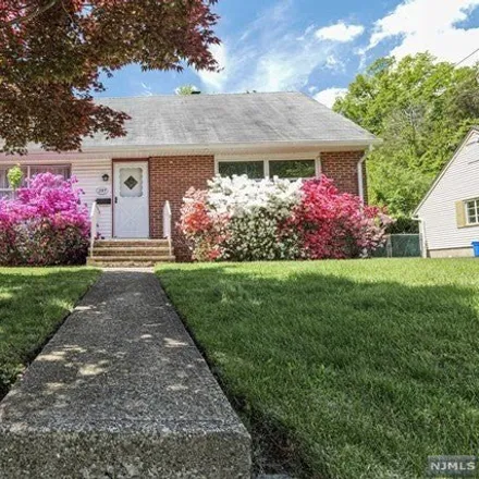 Buy this 4 bed house on 297 Brookside Avenue in Cresskill, Bergen County