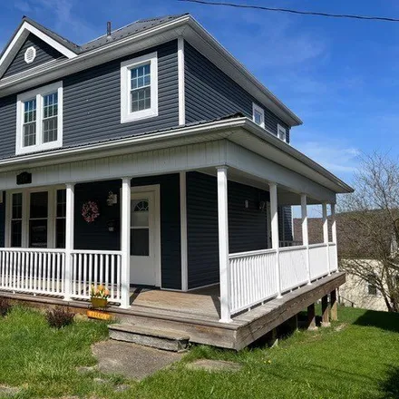 Buy this 3 bed house on 237 Indiana Avenue in Chester, WV 26034