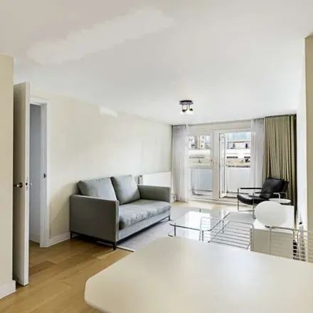 Image 8 - 90 Eaton Terrace, London, SW1W 8UG, United Kingdom - Apartment for rent