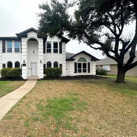 Buy this 5 bed house on 1121 Whispering Glen in Rockwall, TX 75087