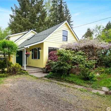 Buy this 3 bed house on 166 Selix Lane in Columbia Heights, WA 98632