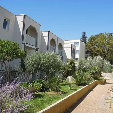 Image 4 - 150 Avenue Albert Einstein, 34000 Montpellier, France - Apartment for rent