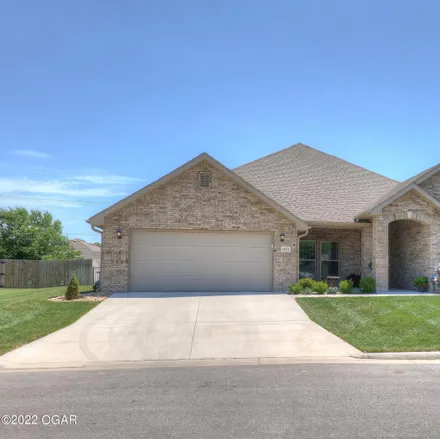 Buy this 4 bed house on McKenzie Circle in Webb City, MO 64870