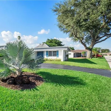 Buy this 2 bed house on 4507 Queen Palm Lane in Tamarac, FL 33319