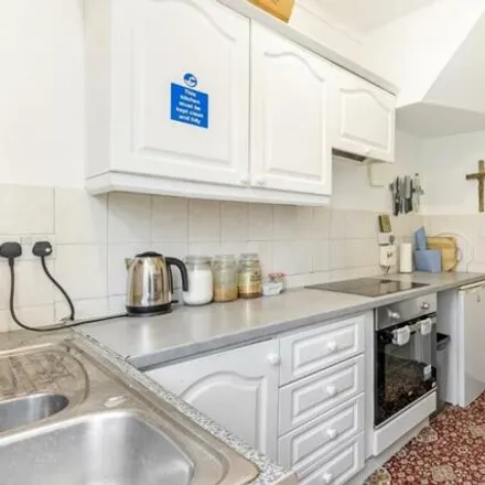 Image 5 - Great Cambridge Road, London, N17 8LT, United Kingdom - Townhouse for sale