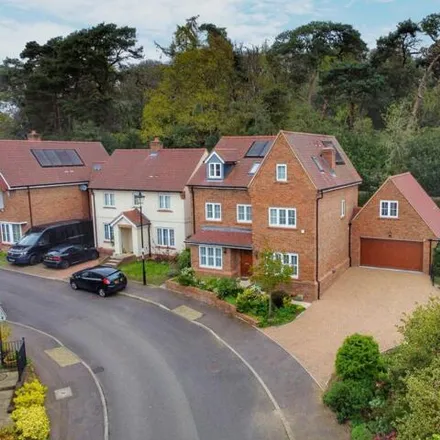 Buy this 5 bed house on Swaffield Close in Ampthill, MK45 2HJ
