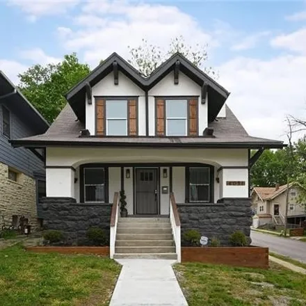 Buy this 3 bed house on 4031 Chestnut Ave in Kansas City, Missouri