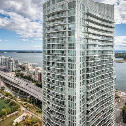 Image 2 - Spectra, 85 Queens Wharf Road, Old Toronto, ON M5V 0S4, Canada - Apartment for rent