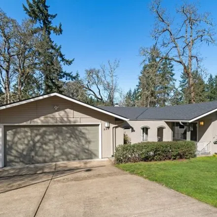 Buy this 3 bed house on 335 West 38th Avenue in Eugene, OR 97405