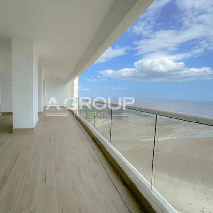 Buy this 4 bed apartment on Brisa Marina in Avenida de la Rotonda, Parque Lefevre