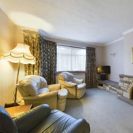 Image 2 - East Towers, London, HA5 1TL, United Kingdom - Duplex for sale