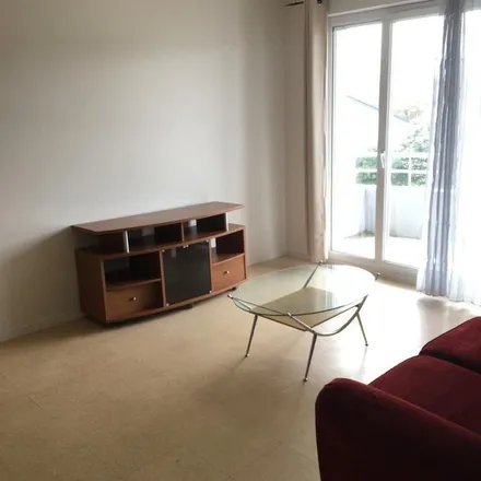 Rent this 2 bed apartment on Résidence Lurçat in Rue René Bazin, 49124 Saint-Barthélemy-d'Anjou