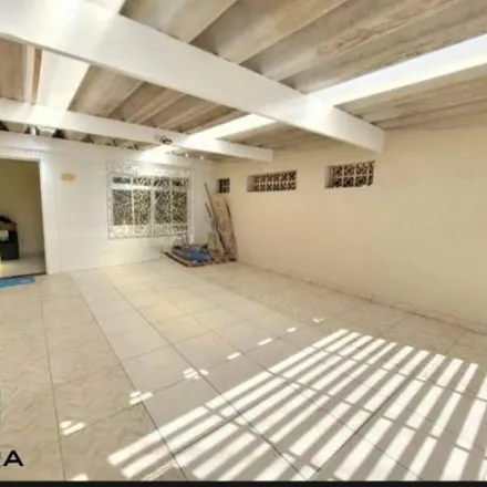 Buy this 2 bed house on Rua Miragaia in Paulicéia, São Bernardo do Campo - SP